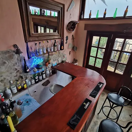 Casa De Gato Rustic Tahiche