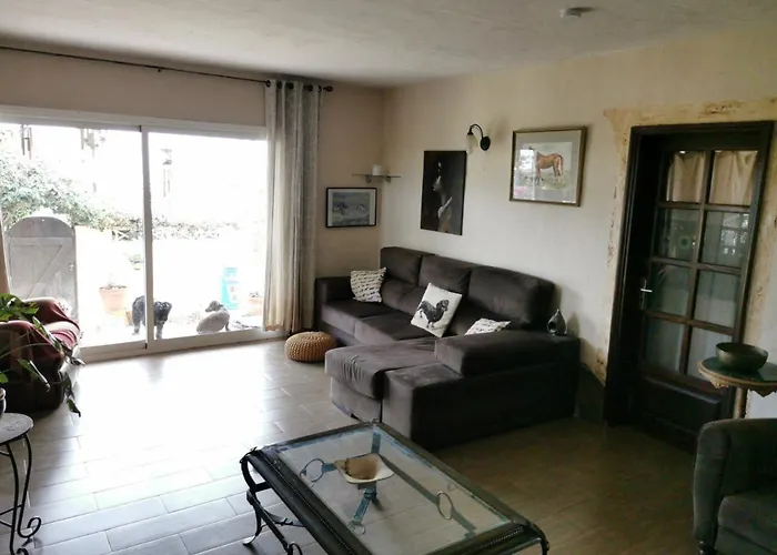 Casa De Gato Rustic Таиче